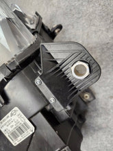 Laden Sie das Bild in den Galerie-Viewer, Frontscheinwerfer Mini Countryman R60 R61 980103908SCZ Xenon Links Headlight SCH4414087483pw