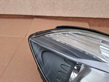 Laden Sie das Bild in den Galerie-Viewer, Frontscheinwerfer Mercedes-Benz W176 A1768203861KZ Rechts Scheinwerfer Headlight SCH9174687302pu