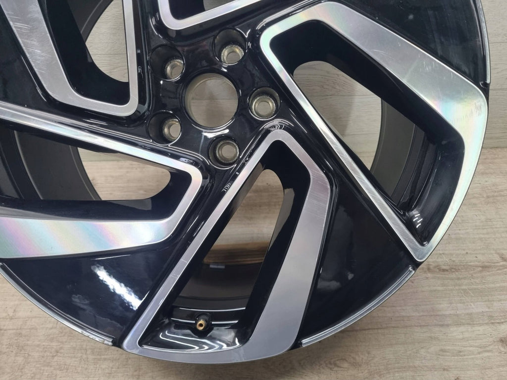 1x Alufelge 17 Zoll 14B601025F VW I Rim Wheel FEL5847990405le