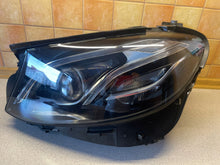 Laden Sie das Bild in den Galerie-Viewer, Frontscheinwerfer Mercedes-Benz A2139069508KZ A2139069508 Links Headlight