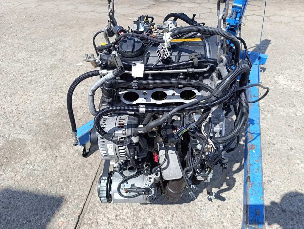 Motor BMW F45 F48 F46 B38A15A 1.5 Benzin Engine Komplett