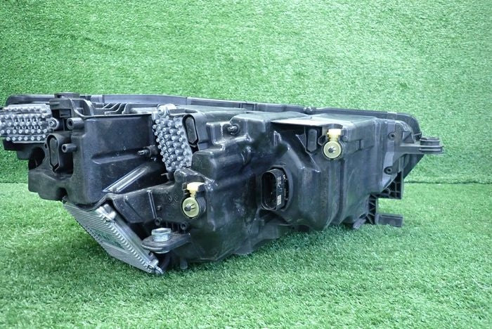 Frontscheinwerfer Skoda Octavia IV 5E4941035 Links Scheinwerfer Headlight SCH2993543872xt