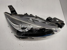 Load image into Gallery viewer, Frontscheinwerfer Mazda Cx3 D10E-51030 Rechts Scheinwerfer Headlight SCH6111691409xw
