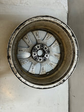 Laden Sie das Bild in den Galerie-Viewer, 1x Alufelge 17 Zoll 7.5&quot; 6855088 Bmw Rim Wheel