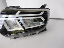 Laden Sie das Bild in den Galerie-Viewer, Frontscheinwerfer Dacia Duster 260602465R Full LED Links Scheinwerfer Headlight