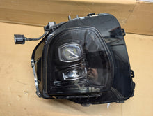 Laden Sie das Bild in den Galerie-Viewer, Frontscheinwerfer P0227069 Rechts Scheinwerfer Headlight