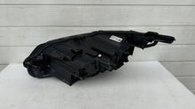 Laden Sie das Bild in den Galerie-Viewer, Frontscheinwerfer Peugeot 5008 II 9836230580 LED Rechts Scheinwerfer Headlight SCH1709905547ir