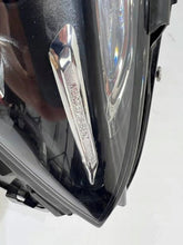 Laden Sie das Bild in den Galerie-Viewer, Frontscheinwerfer Mercedes-Benz Cla A1189066901 Full LED Links Headlight SCH6584323990ao