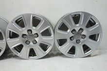 Laden Sie das Bild in den Galerie-Viewer, 4x Alufelge 16 Zoll 6.5&quot; 5x112 33ET Glanz Silber 8U0601025 Audi Q3 Rim Wheel