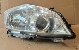 Frontscheinwerfer Toyota Auris 81110-02A40 Rechts Scheinwerfer Headlight