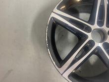 Laden Sie das Bild in den Galerie-Viewer, 1x Alufelge 18 Zoll 7.5" 5x112 49ET Glanz Schwarz A1774010700 Mercedes-Benz FEL6120643288zi