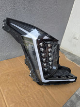 Laden Sie das Bild in den Galerie-Viewer, Frontscheinwerfer Kia 92102-D0130 LED Rechts Scheinwerfer Headlight SCH5273812017wg