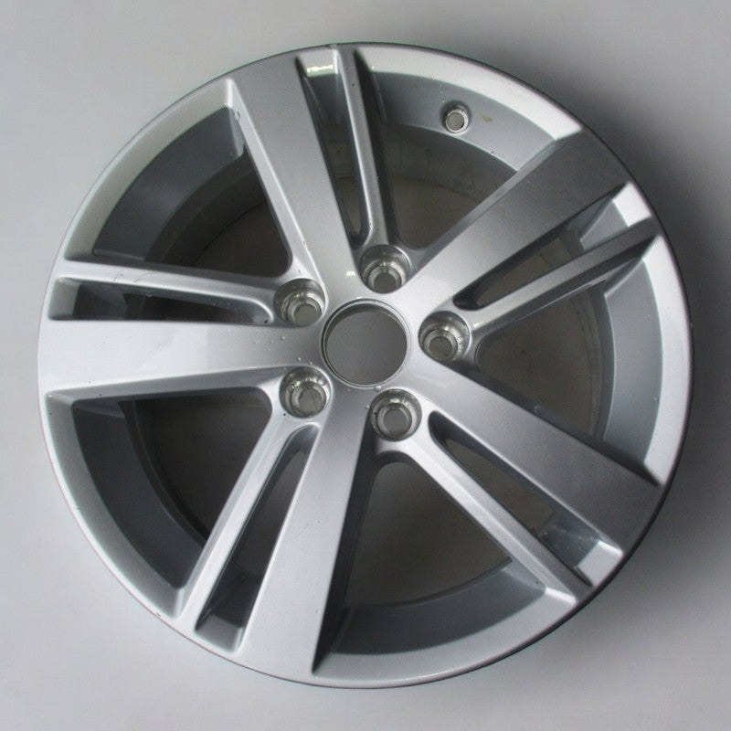 1x Alufelge 15 Zoll 6.0" 5x100 40ET Glanz Silber 6R0601025AB VW Polo Rim Wheel