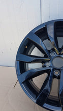 Laden Sie das Bild in den Galerie-Viewer, 1x Alufelge 17 Zoll 7.0" 5x112 43ET VW New Beetle Rim Wheel FEL4908226524em