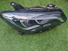 Laden Sie das Bild in den Galerie-Viewer, Frontscheinwerfer Mercedes-Benz Cla A1178206861 Rechts Scheinwerfer Headlight SCH6298820397gk