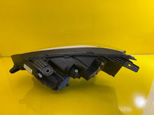 Laden Sie das Bild in den Galerie-Viewer, Frontscheinwerfer Dacia Sandero III 260107978R LED Rechts Scheinwerfer Headlight