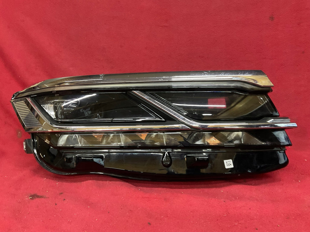 Frontscheinwerfer VW Touareg 761941082 LED Rechts Scheinwerfer Headlight