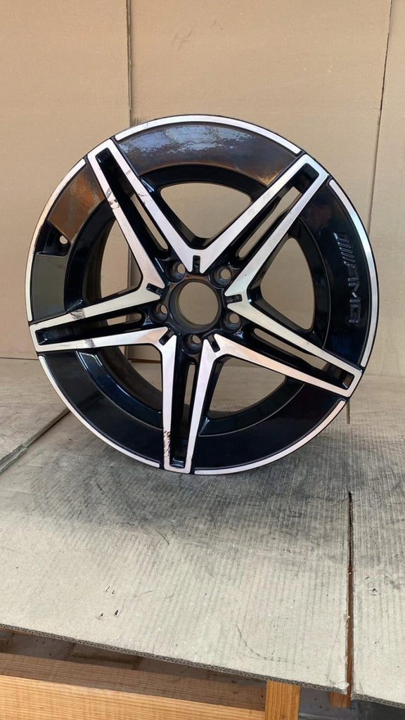 1x Alufelge 18 Zoll 8.5" 5x112 52ET Glanz Schwarz A2064011800 Mercedes-Benz W206 FEL3698748949nb