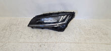 Laden Sie das Bild in den Galerie-Viewer, Frontscheinwerfer Skoda Superb III 3V1941015D LED Links Scheinwerfer Headlight
