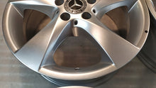 Laden Sie das Bild in den Galerie-Viewer, 4x Alufelge 17 Zoll 7.0" 5x112 51ET A4474012200 Mercedes-Benz V-Class V Class FEL4221859350dz