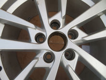 Laden Sie das Bild in den Galerie-Viewer, 1x Alufelge 17 Zoll 7.5" 5x112 51ET Glanz Silber 8V0601025CS Audi A3 Rim Wheel FEL2151416515nv