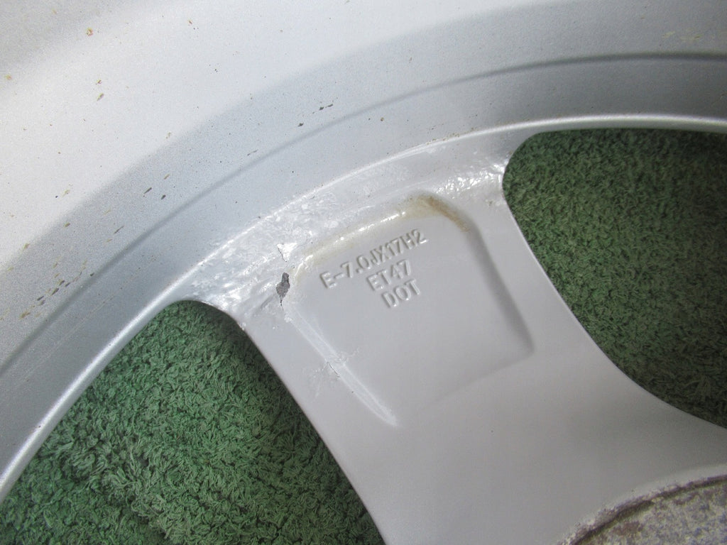 1x Alufelge 17 Zoll 7.0" 5x112 47ET 8S0601025J Audi Tt Rim Wheel