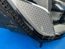 Laden Sie das Bild in den Galerie-Viewer, Frontscheinwerfer Audi A4 B9 8W0941036E Rechts Scheinwerfer Headlight SCH8166460764sp
