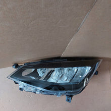 Laden Sie das Bild in den Galerie-Viewer, Frontscheinwerfer Seat Ibiza 6F1941005C LED Links Scheinwerfer Headlight