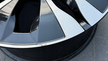 Laden Sie das Bild in den Galerie-Viewer, 1x Alufelge 18 Zoll 8.5" 5x112 52ET A2064015200 Mercedes-Benz C-Class Rim Wheel FEL3042075557lp