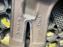 Laden Sie das Bild in den Galerie-Viewer, 1x Alufelge 18 Zoll 7.5&quot; 5x108 52,5ET Matt Schwarz 31423873 Volvo Xc60 Rim Wheel