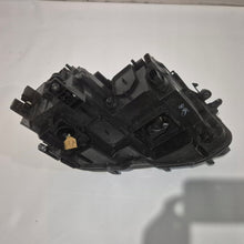 Laden Sie das Bild in den Galerie-Viewer, Frontscheinwerfer VW Tiguan 5NB941035D 030110123112 Full LED Links Headlight SCH3202309984fa