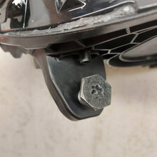 Laden Sie das Bild in den Galerie-Viewer, Frontscheinwerfer Mercedes-Benz W206 A2069060803 LED Rechts Headlight SCH7877469113vy