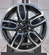 Laden Sie das Bild in den Galerie-Viewer, 1x Alufelge 18 Zoll 7.0" 5x112 54ET Glanz Schwarz 6855115 Mini F56 F55 Rim Wheel FEL3938793194zn