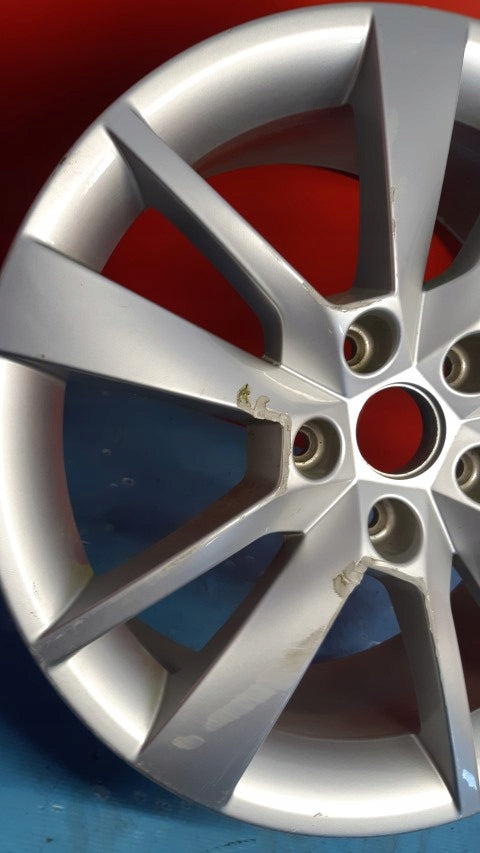 1x Alufelge 17 Zoll 7.0" 5x112 49ET 5E0601025BG Skoda Octavia Rim Wheel