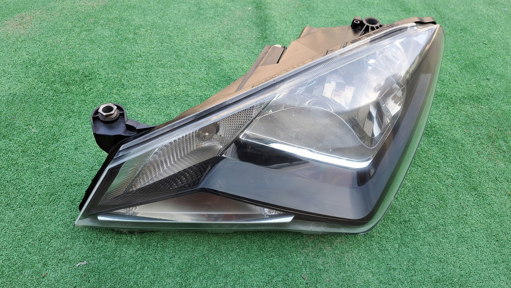 Frontscheinwerfer Seat Mii 1SL941015F Links Scheinwerfer Headlight