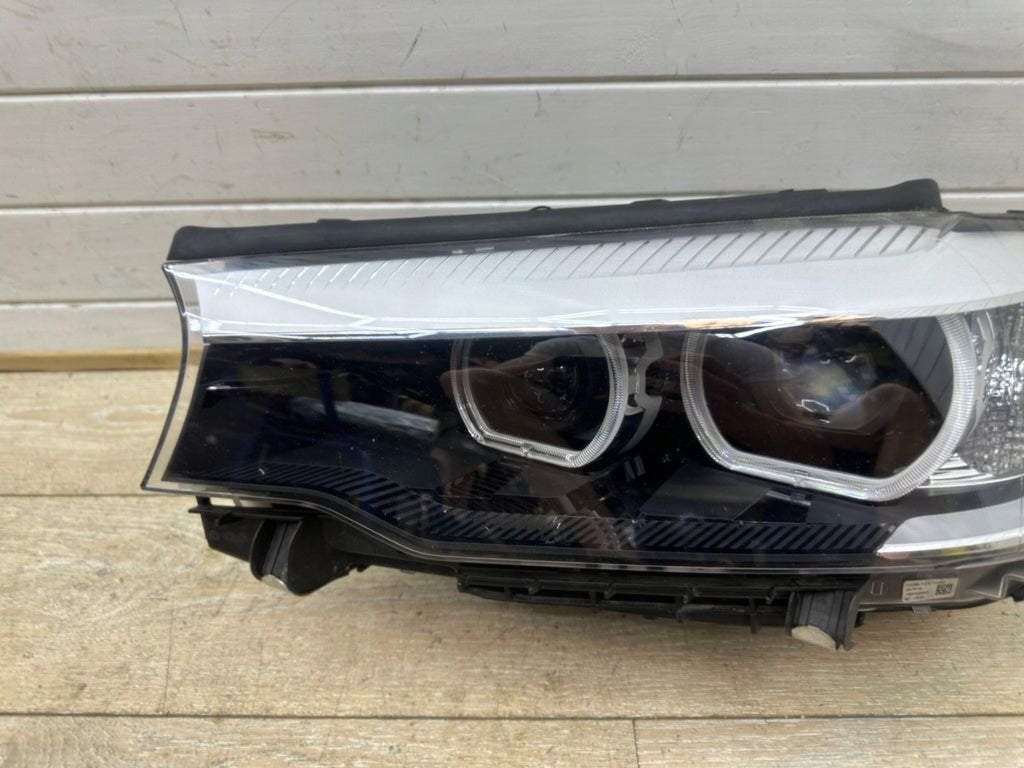 Frontscheinwerfer BMW G31 G30 7483536 7483535 LED Ein Stück (Rechts oder Links) SCH4121503648eh