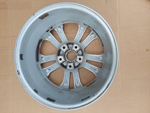 Load image into Gallery viewer, 1x Alufelge 16 Zoll 6.5&quot; 5x114.3 50ET 52910-A2270 Kia Rim Wheel