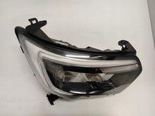 Laden Sie das Bild in den Galerie-Viewer, Frontscheinwerfer Renault Master 260105567R Rechts Scheinwerfer Headlight SCH7231264493mr