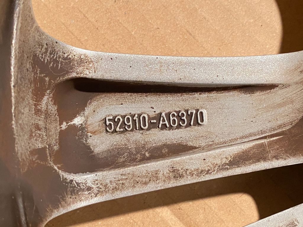 1x Alufelge 16 Zoll 6.5" 5x114.3 50ET 52910-A6370 Hyundai Elantra Rim Wheel