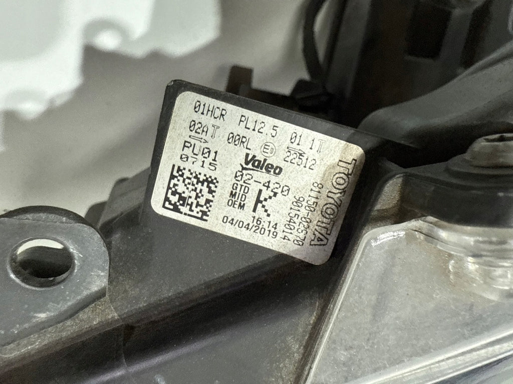 Frontscheinwerfer Toyota Corolla 8115002S70 Links Scheinwerfer Headlight SCH6193070425wy