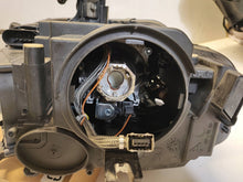 Laden Sie das Bild in den Galerie-Viewer, Frontscheinwerfer Audi A4 8K0941004C 8K09415970301240272 Rechts Headlight SCH8712516619jd