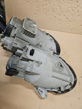 Laden Sie das Bild in den Galerie-Viewer, Frontscheinwerfer Mercedes-Benz Sl R230 A2308207261 Xenon Rechts Headlight SCH5299994755ef