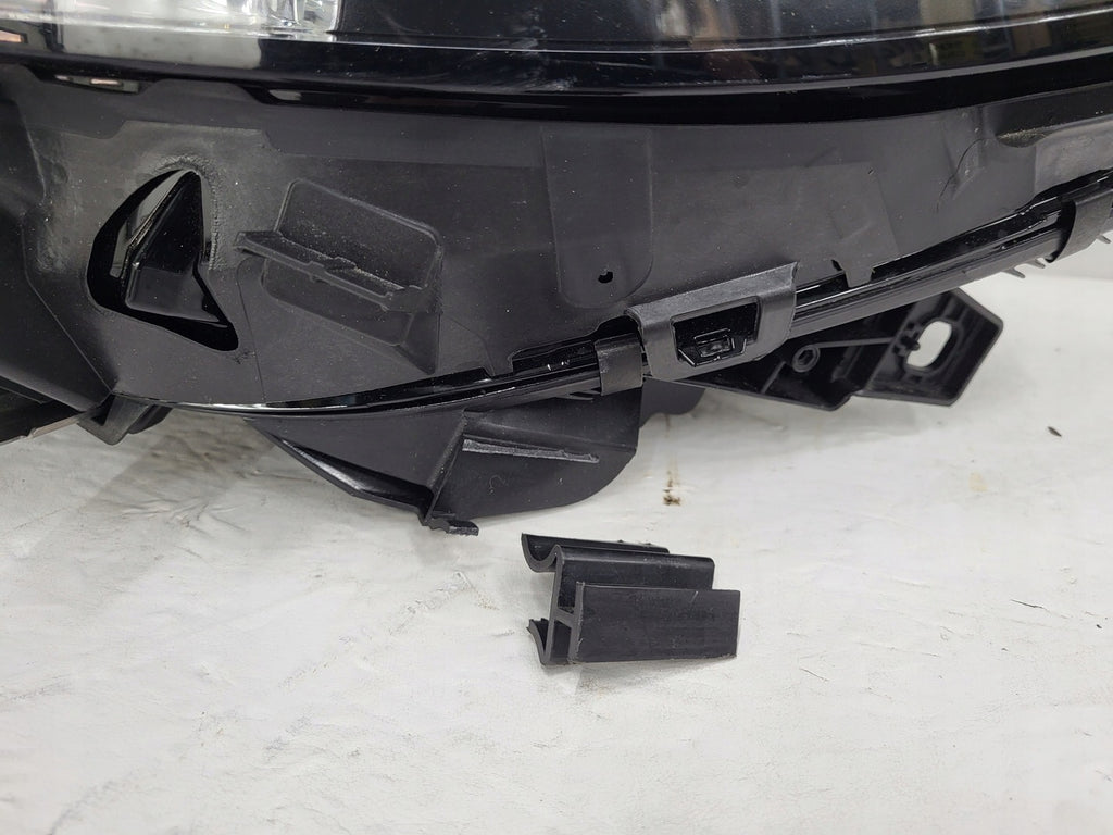 Frontscheinwerfer Mercedes-Benz W246 A2468205361 Links Scheinwerfer Headlight SCH8242859539ja