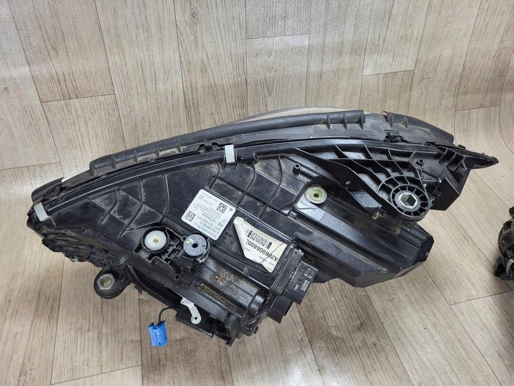 Frontscheinwerfer Mercedes-Benz W206 A2069066903 A2069068003 LED Ein Satz SCH7487588385xl