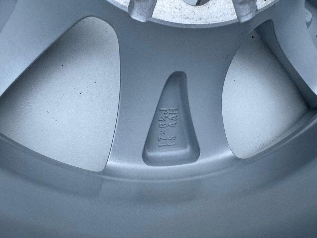 1x Alufelge 17 Zoll 6.5" 6x139.7 15ET 20031906592W Toyota Rim Wheel FEL7479176712qh