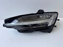 Load image into Gallery viewer, Frontscheinwerfer Volvo S60 II V60 32338012 LED Links Scheinwerfer Headlight SCH9751694127ig