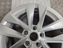 Laden Sie das Bild in den Galerie-Viewer, 1x Alufelge 17 Zoll 7.0" 5x112 46ET 5E3601025E Skoda Octavia Iv Rim Wheel FEL2315172641la