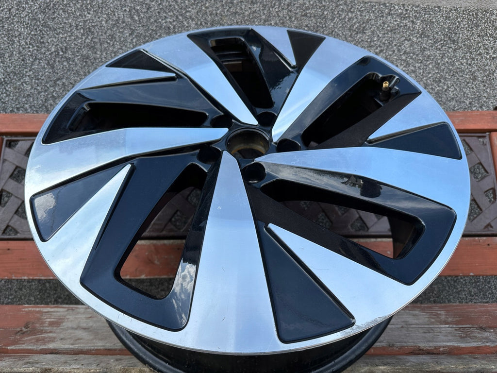 1x Alufelge 20 Zoll 8.0" 5x112 45ET Glanz Schwarz 11A601025A VW Id.4 Rim Wheel FEL7493709744mc