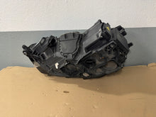 Load image into Gallery viewer, Frontscheinwerfer VW Golf Sportsvan I 517 517941032 Rechts Headlight SCH3269808118ow