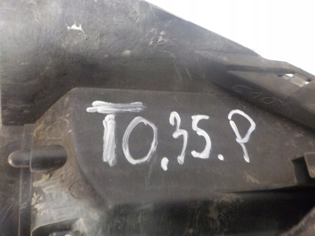 Frontscheinwerfer Toyota Auris 81110-02470 Rechts Scheinwerfer Headlight